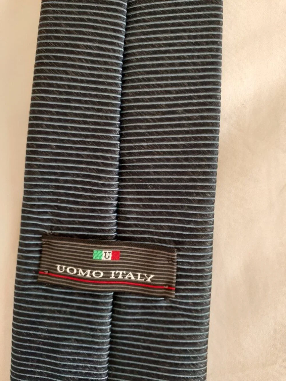 Uomo Italy Men's tie blue line pattern